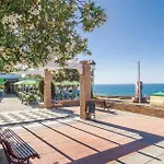 Cozy Home In Nerja With Wifi